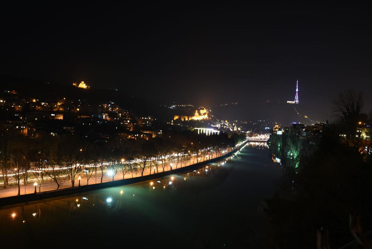 L U X U R Y Apartments In Old Tbilisi Ngoại thất bức ảnh